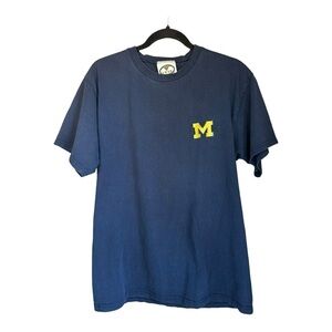 VTG Vesi Michigan Embroidered “M” T-Shirt Size Medium